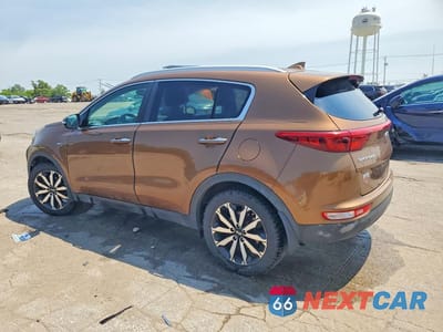 Drugie zdjęcie samochodu z przodu: 2018 KIA SPORTAGE EX VIN:KNDPNCAC0J7422353 - miniatura