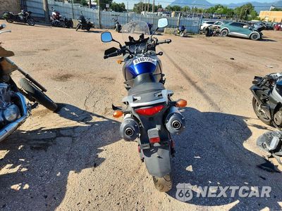 Czwarte zdjęcie samochodu z boku: 2005 SUZUKI DL1000 VIN:JS1VT53A652101144 - miniatura