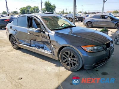 Czwarte zdjęcie samochodu z boku: 2006 BMW 3 SERIES I VIN:WBAVB13596PT06687 - miniatura
