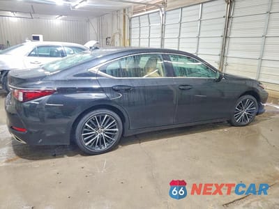 Trzecie zdjęcie samochodu z tyłu: 2025 LEXUS ES 350 BASE VIN:58ADZ1B1XSU201665 - miniatura