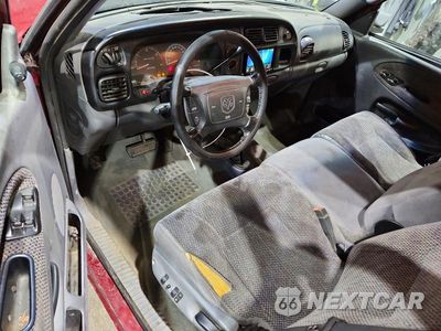 Zdjęcie 8 z 13 samochodu: 2001 DODGE RAM 2500 VIN:1B7KF236X1J553057 - miniatura