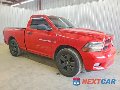 Czwarte zdjęcie samochodu z boku: 2011 DODGE RAM 1500 VIN:3D7JB1ET7BG631307 - miniatura