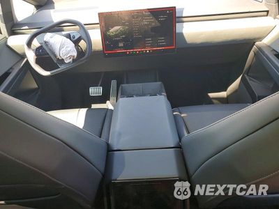 Zdjęcie 8 z 13 samochodu: 2025 TESLA CYBERTRUCK VIN:7G2CEHED5SA072187 - miniatura