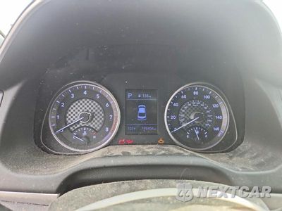 Zdjęcie 9 z 12 samochodu: 2020 HYUNDAI ELANTRA SEL VIN:5NPD84LF5LH547953 - miniatura