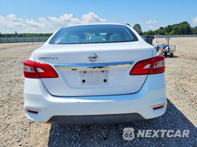 Zdjęcie 6 z 12 samochodu: 2018 NISSAN SENTRA S VIN:3N1AB7APXJY335280 - miniatura