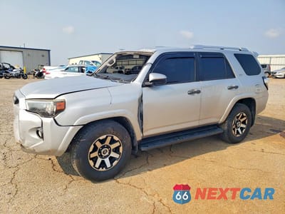 2018 TOYOTA 4RUNNER SR5 JTEBU5JR7J5534667 - główne zdjęcie licytacji z USA - miniatura