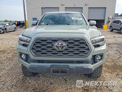 Piąte zdjęcie samochodu w środku: 2023 TOYOTA TACOMA TRD OFF-ROAD VIN:3TMCZ5AN6PM615394 - miniatura