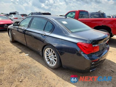 Drugie zdjęcie samochodu z przodu: 2011 BMW 750 LXI VIN:WBAKC8C52BC432657 - miniatura