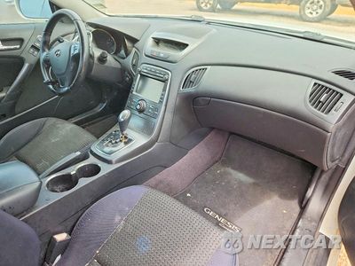 Zdjęcie 8 z 12 samochodu: 2012 HYUNDAI GENESIS VIN:KMHHT6KD0CU075237 - miniatura