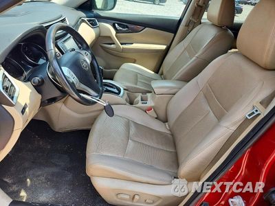 Zdjęcie 7 z 14 samochodu: 2016 NISSAN ROGUE SL VIN:5N1AT2MV8GC876803 - miniatura