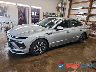 2026 HYUNDAI SONATA HYBRID BLUE KMHL24JJ2TA171039 - główne zdjęcie licytacji z USA - miniatura