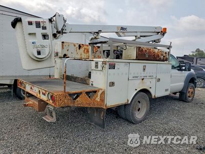 Trzecie zdjęcie samochodu z tyłu: 2012 FORD F450 SUPER DUTY BUCKET TRUCK VIN:1FDUF4HY6CEC63792 - miniatura