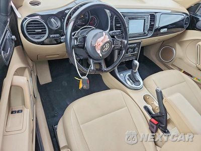 Zdjęcie 8 z 12 samochodu: 2018 VOLKSWAGEN BEETLE SE VIN:3VWJD7AT2JM714766 - miniatura