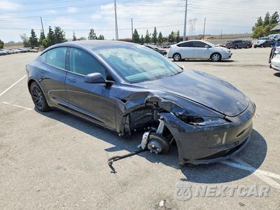 Czwarte zdjęcie samochodu z boku: 2024 TESLA MODEL 3 VIN:5YJ3E1EA4RF747492 - miniatura