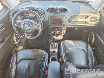 Zdjęcie 8 z 12 samochodu: 2016 JEEP RENEGADE LIMITED VIN:ZACCJBDT2GPC75996 - miniatura