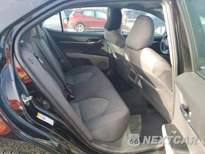 Zdjęcie 10 z 13 samochodu: 2018 TOYOTA CAMRY LE VIN:4T1B11HK8JU106784 - miniatura