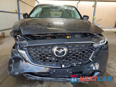 Piąte zdjęcie samochodu w środku: 2025 MAZDA CX-5 PREFERRED VIN:JM3KFBCL2S0702131 - miniatura