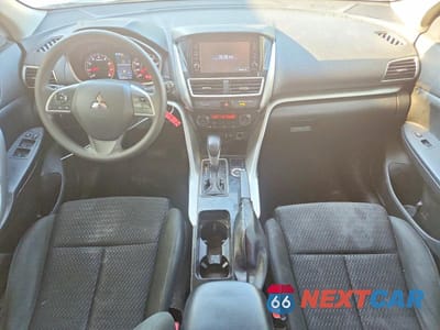 Zdjęcie 8 z 13 samochodu: 2020 MITSUBISHI ECLIPSE CROSS ES VIN:JA4AT3AA9LZ034663 - miniatura
