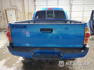 Zdjęcie 6 z 13 samochodu: 2005 TOYOTA TACOMA DOUBLE CAB PRERUNNER LONG BED VIN:5TEKU72N45Z106652 - miniatura