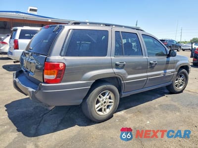 Trzecie zdjęcie samochodu z tyłu: 2004 JEEP GRAND CHEROKEE LAREDO VIN:1J4GW48S04C331184 - miniatura