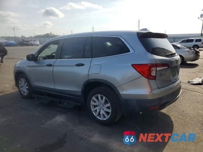 Drugie zdjęcie samochodu z przodu: 2019 HONDA PILOT LX VIN:5FNYF5H1XKB038402 - miniatura