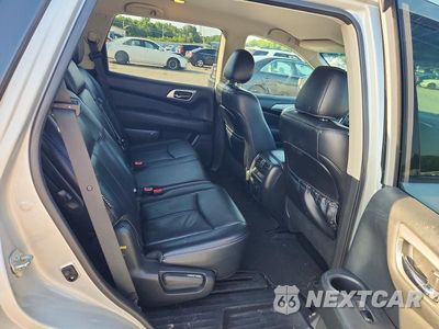 Zdjęcie 11 z 13 samochodu: 2019 NISSAN PATHFINDER SL VIN:5N1DR2MM7KC627937 - miniatura