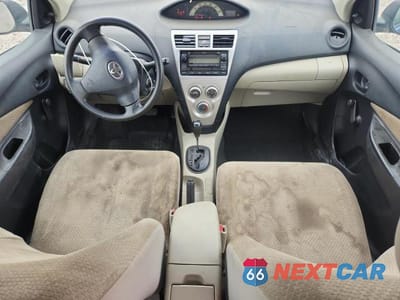 Zdjęcie 8 z 12 samochodu: 2008 TOYOTA YARIS BASE VIN:JTDBT923784008127 - miniatura