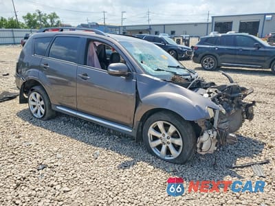 Czwarte zdjęcie samochodu z boku: 2010 MITSUBISHI OUTLANDER XLS VIN:JA4JT4AX0AZ002949 - miniatura