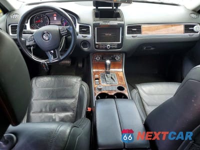 Zdjęcie 8 z 12 samochodu: 2012 VOLKSWAGEN TOUAREG V6 TDI VIN:WVGFK9BP7CD001805 - miniatura