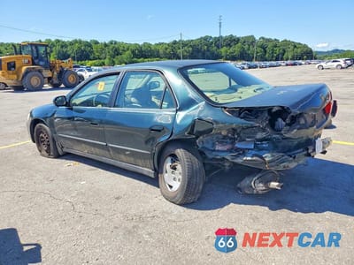 Drugie zdjęcie samochodu z przodu: 2000 HONDA ACCORD LX VIN:1HGCG1644YA046401 - miniatura