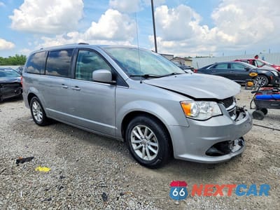 Czwarte zdjęcie samochodu z boku: 2018 DODGE GRAND CARAVAN SXT VIN:2C4RDGCGXJR223117 - miniatura