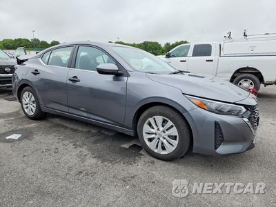 Czwarte zdjęcie samochodu z boku: 2025 NISSAN SENTRA S VIN:3N1AB8BV5SY310288 - miniatura