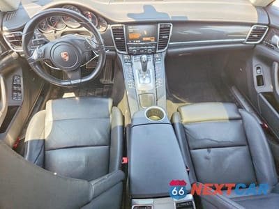 Zdjęcie 8 z 12 samochodu: 2012 PORSCHE PANAMERA 2/4 VIN:WP0AA2A71CL071512 - miniatura