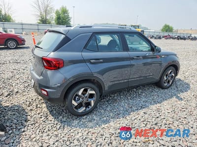 Trzecie zdjęcie samochodu z tyłu: 2026 HYUNDAI VENUE SEL VIN:KMHRC8A35TU453884 - miniatura