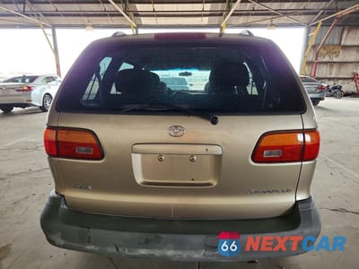 Zdjęcie 6 z 13 samochodu: 2000 TOYOTA SIENNA LE VIN:4T3ZF13C5YU268342 - miniatura