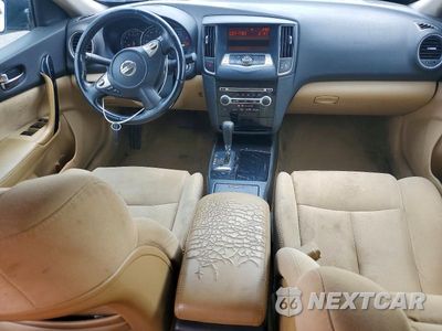 Zdjęcie 8 z 12 samochodu: 2010 NISSAN MAXIMA 3.5 S VIN:1N4AA5AP2AC853418 - miniatura