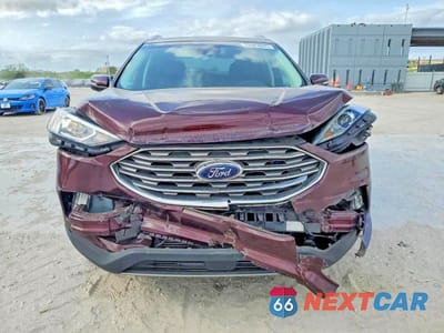 Piąte zdjęcie samochodu w środku: 2019 FORD EDGE TITANIUM VIN:2FMPK3K90KBC15770 - miniatura