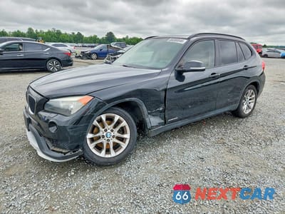 2015 BMW X1 XDRIVE28I WBAVL1C50FVY31968 - główne zdjęcie licytacji z USA - miniatura