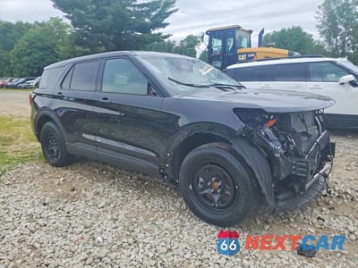 Czwarte zdjęcie samochodu z boku: 2025 FORD EXPLORER POLICE INTERCEPTOR VIN:1FM5K8AW7SGB87812 - miniatura
