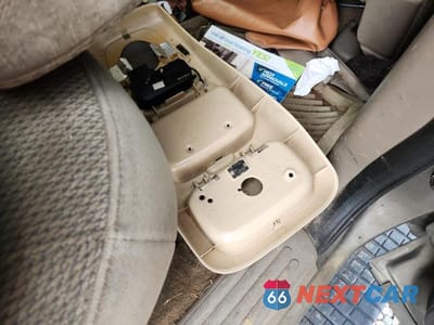 Zdjęcie 13 z 14 samochodu: 2002 FORD EXPLORER XLT VIN:1FMZU63E72ZB28476 - miniatura