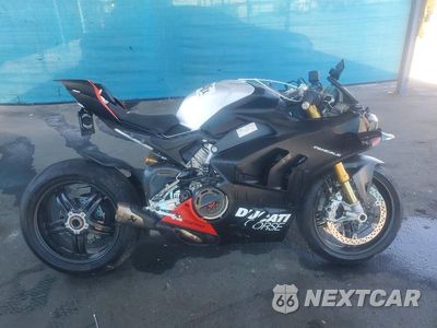 2023 DUCATI PANIGALE V4S ZDMDAGWW1PB003950 - główne zdjęcie licytacji z USA - miniatura