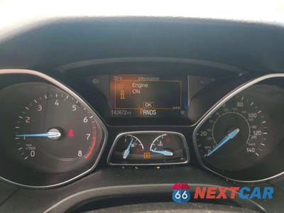Zdjęcie 9 z 12 samochodu: 2015 FORD FOCUS SE VIN:1FADP3K21FL319093 - miniatura