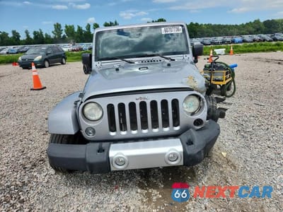 Piąte zdjęcie samochodu w środku: 2014 JEEP WRANGLER SAHARA VIN:1C4AJWBG6EL258558 - miniatura
