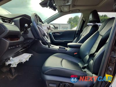 Zdjęcie 7 z 13 samochodu: 2021 TOYOTA RAV4 LIMITED VIN:JTMN1RFV3MD070441 - miniatura