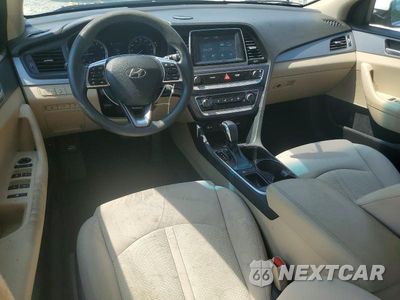 Zdjęcie 8 z 12 samochodu: 2018 HYUNDAI SONATA SE VIN:5NPE24AF8JH644523 - miniatura