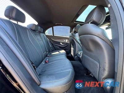 Zdjęcie 6 z 10 samochodu: 2021 MERCEDES-BENZ E 450 4MATIC VIN:W1KZF5KB6MA884579 - miniatura