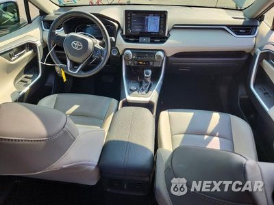 Zdjęcie 8 z 13 samochodu: 2019 TOYOTA RAV4 LIMITED VIN:JTMDWRFV6KD015752 - miniatura