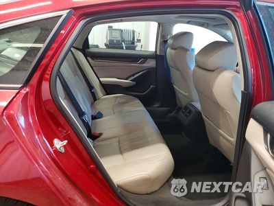 Zdjęcie 10 z 12 samochodu: 2018 HONDA ACCORD TOURING VIN:1HGCV1F93JA039821 - miniatura
