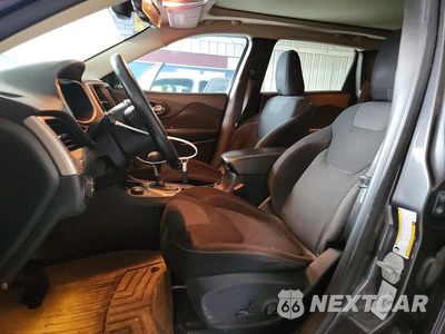 Zdjęcie 7 z 12 samochodu: 2015 JEEP CHEROKEE LATITUDE VIN:1C4PJMCS0FW719867 - miniatura