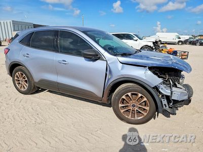 Czwarte zdjęcie samochodu z boku: 2022 FORD ESCAPE SE VIN:1FMCU0G68NUB61672 - miniatura